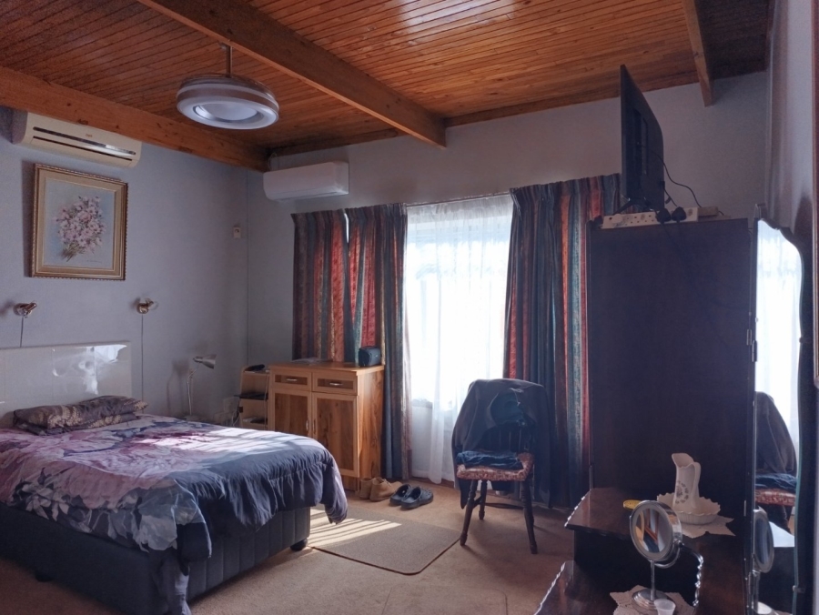 4 Bedroom Property for Sale in Fichardt Park Free State